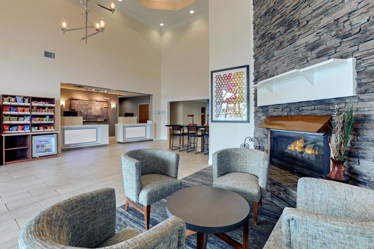 Holiday Inn Express Campbellsville By Ihg Exterior photo