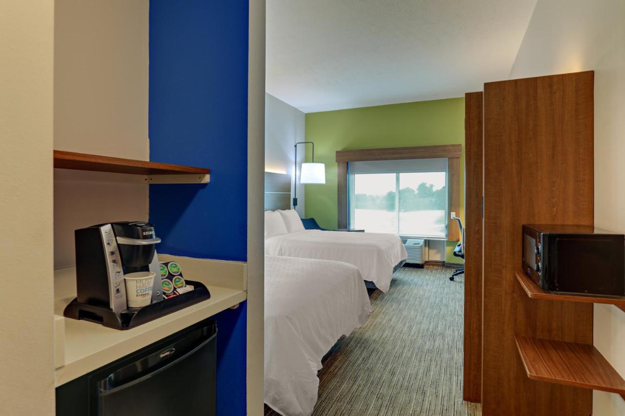 Holiday Inn Express Campbellsville By Ihg Exterior photo